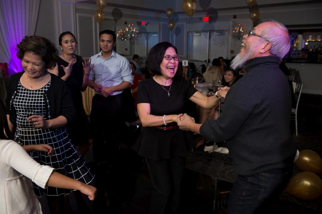 Blog_chicago-event-photographer-birthday-party (41 of 44)