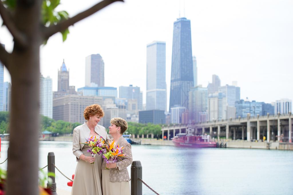 Blog_same-sex-marriage-wedding-alice-millar-chapel-mustang-navy-pier-skyline-rive-reception (4 of 5)