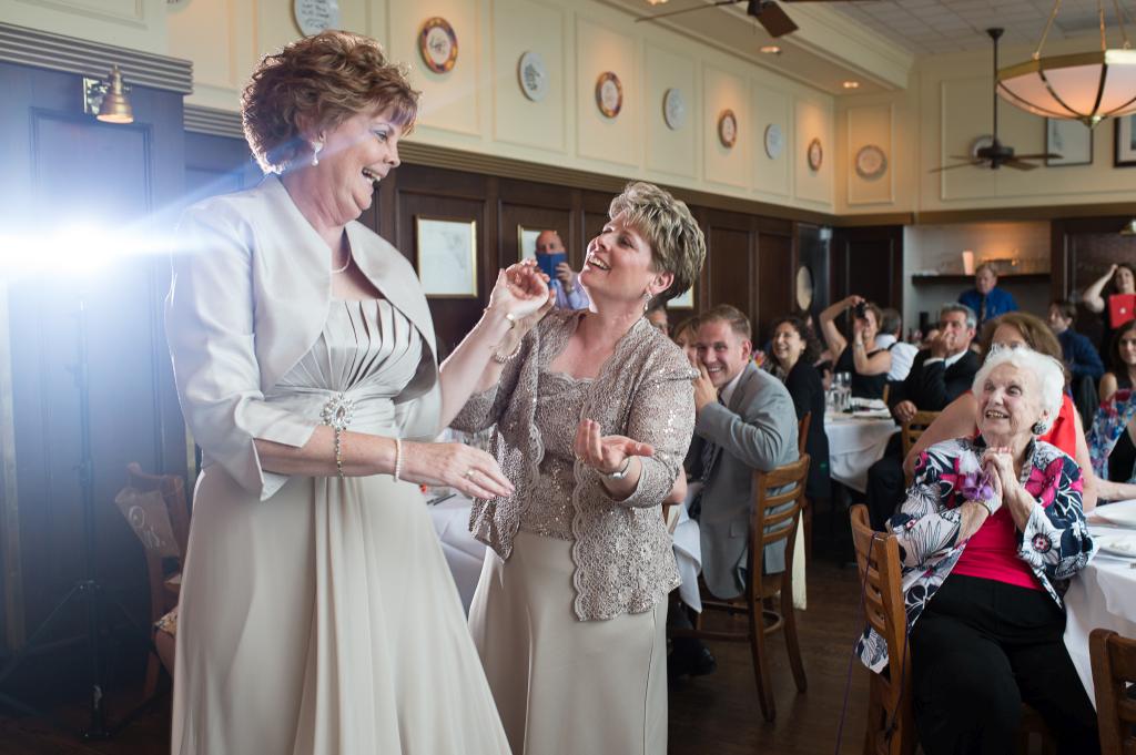 Blog_same-sex-marriage-wedding-alice-millar-chapel-mustang-navy-pier-skyline-rive-reception (5 of 5)
